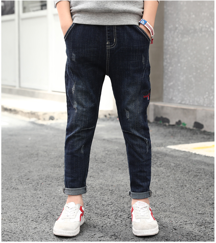 Children’s clothes SLW APPAREL INC