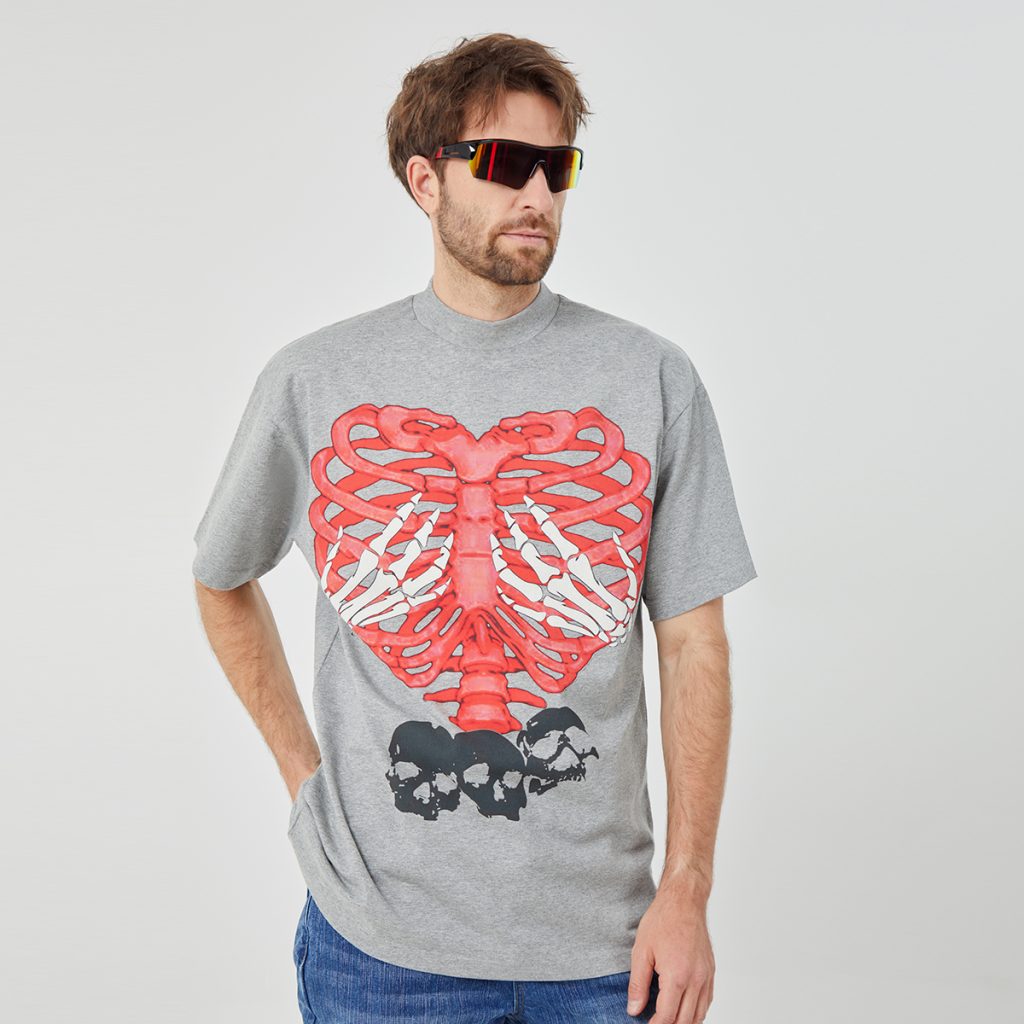 Men's Rebellious Ribcage&Skull Graphic T-shirt