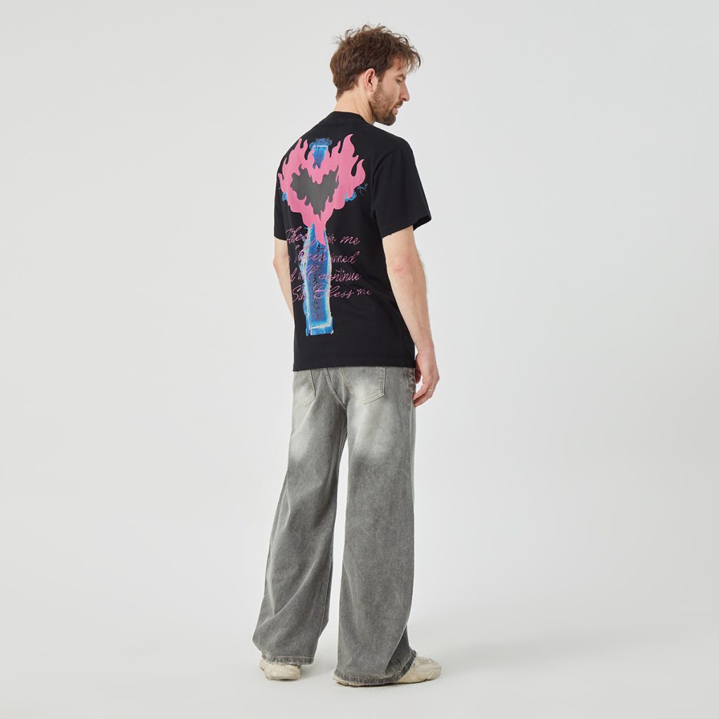 Men's Ghostly Skull and Flame Graphic T-shirt