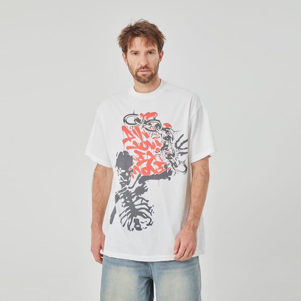 Men's Stylish White Oversized T - Shirt with Edgy Skeleton & Chain Graphic Design